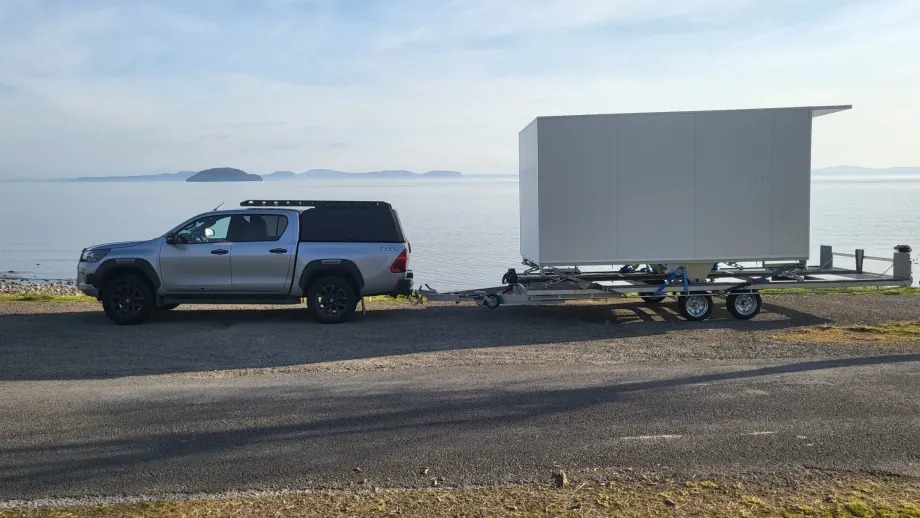 Who Should Rent a Portable Cabin Instead of Moving House