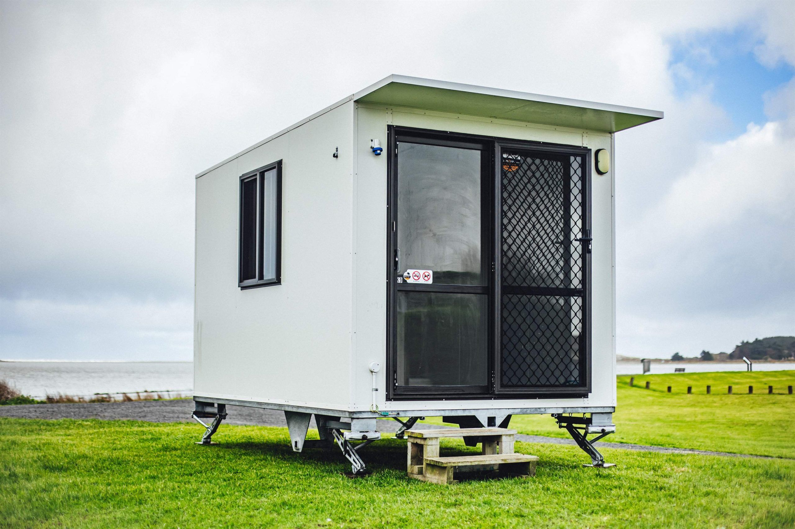 Rent Portable Cabins Photos - Room2Rent Mobile Cabins